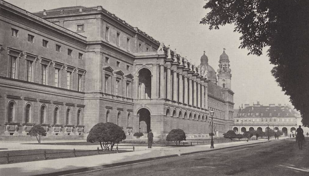 The Story of the Residenz Muniche