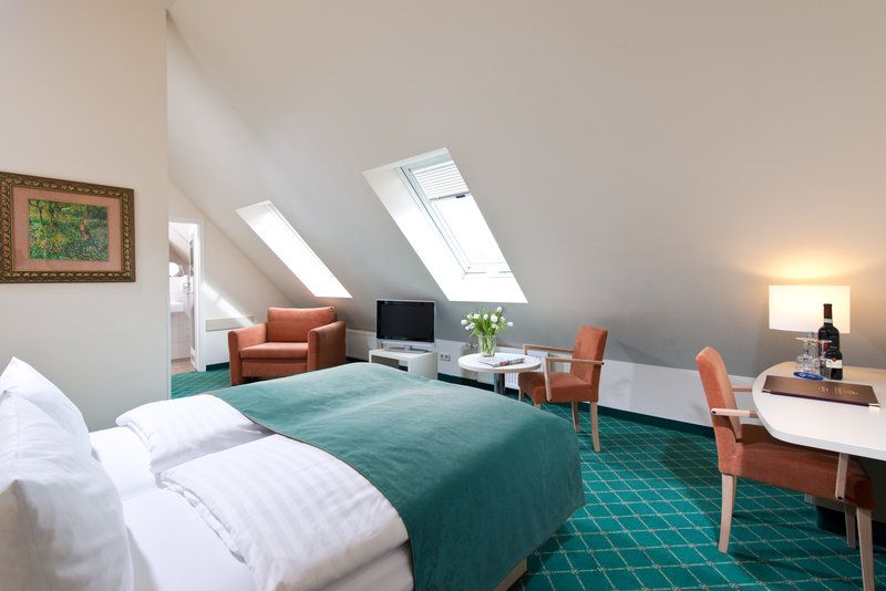 Dorint Hotel am Heumarkt Köln room