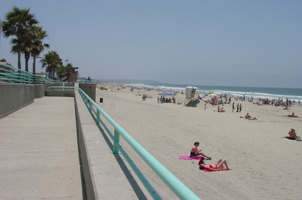 Pacific Beach is best free things to do in San Diego