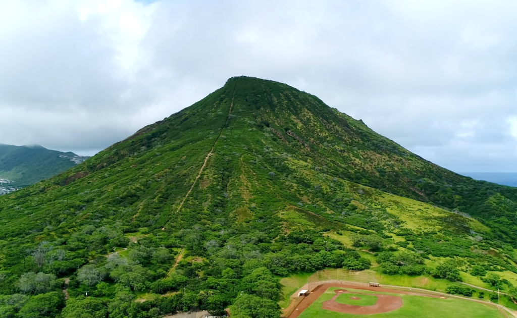 Koko Crater Trail hike on Oahu with steep railway stairs and panoramic views, one of the best hikes on Oahu